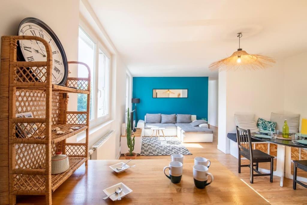 Appartement Grand Salon, 2 En Centre-ville *